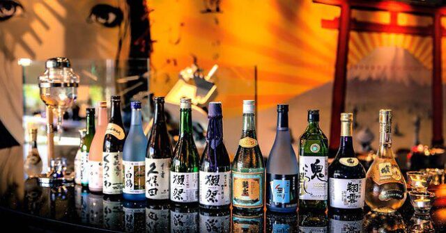 日本酒の美味しい見分け方は?おつまみもセットで家飲みできる通販を紹介